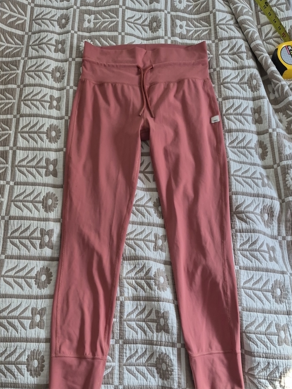 Vuori Rose Pink High-Rise Drawstring Leggings
